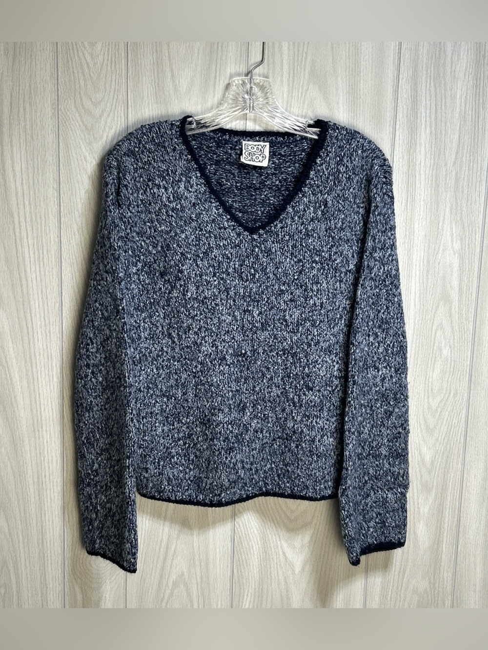 Body Shop V-Neck Speckled Blue Sweater Size Small